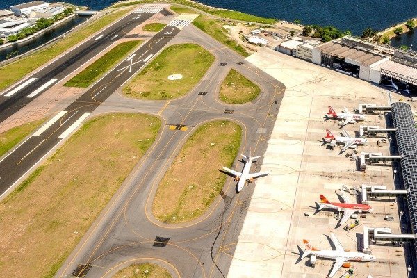 Brasilien Flugzeit: Wie lange dauert ein Flug von Deutschland nach Brasilien? 3 Brasil aeropuerto 4 - Brasilien Individual