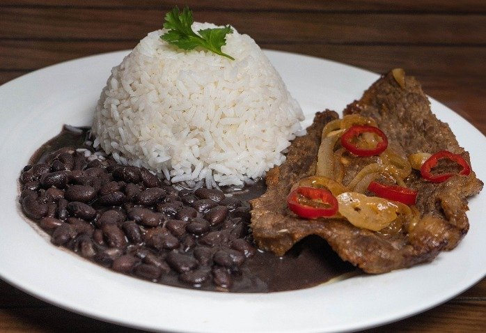 Elementos de la cocina portuguesa 5 - Brasilien Individual